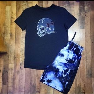 BOYS UNDER ARMOUR ATHLETIC SET TSHIRT & SHORTS SIZE YMD (8)